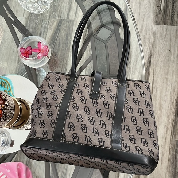 🖤🩶VINTAGE DOONEY & BOURKE PURSE 14Wx9.5L GREY & BLACK GREAT CONDITION! - Picture 8 of 13